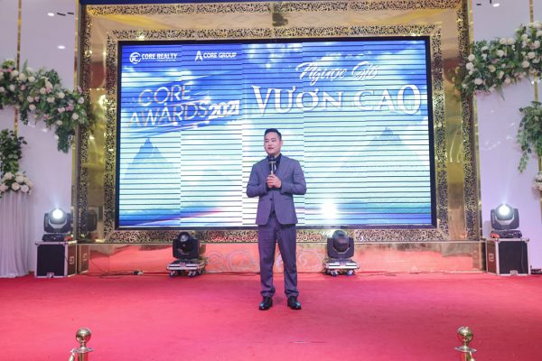 Ông Nguyễn Văn Duy – TGĐ CoreRealty phát biểu mở đầu lễ vĩnh danh Core Awards 2021
